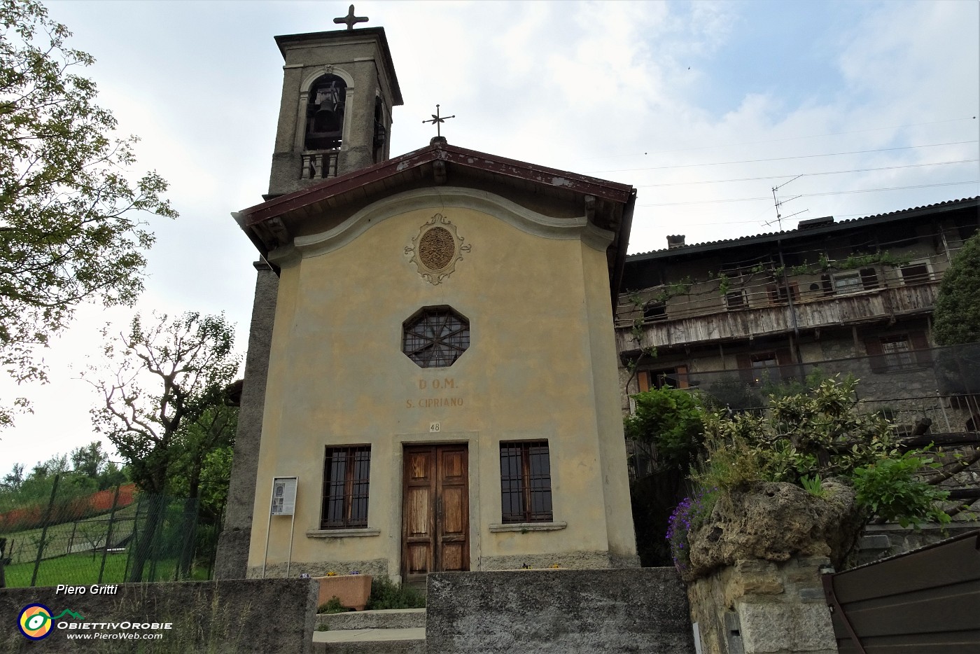93 Alla Chiesetta di S. Cipriano.JPG